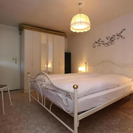 Apartment, Apartmán